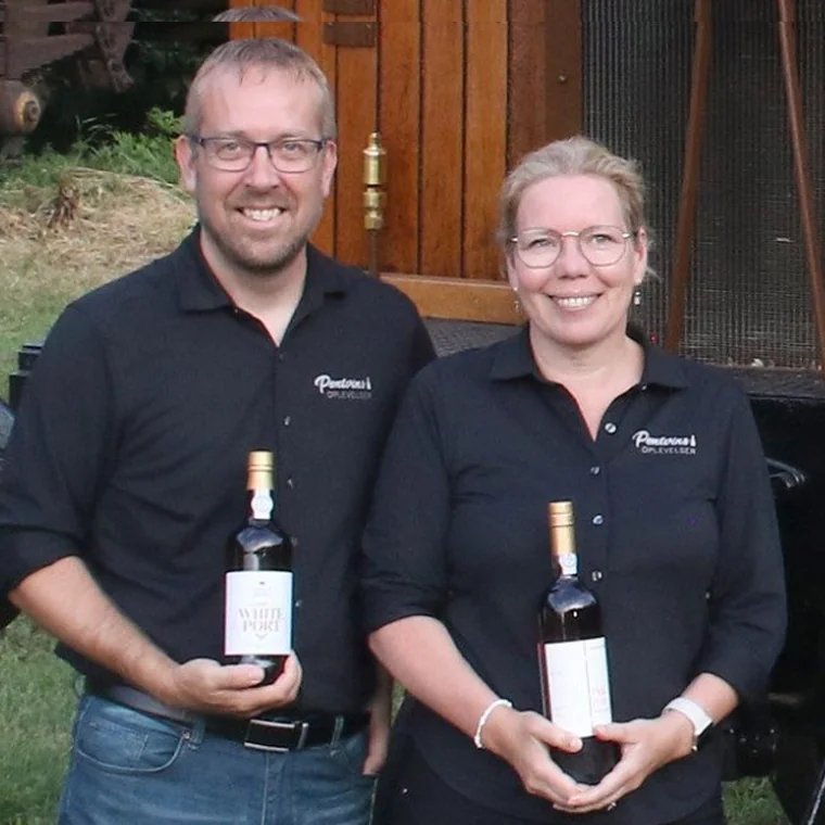 Anders og Rikke fra Portvinsoplevelser.dk — arrangørerne bag Holbæk Vinmesse